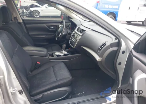 2018 Nissan Altima 2.5 S z USA, uszkodzony, nr VIN 1N4AL3AP4JC474550